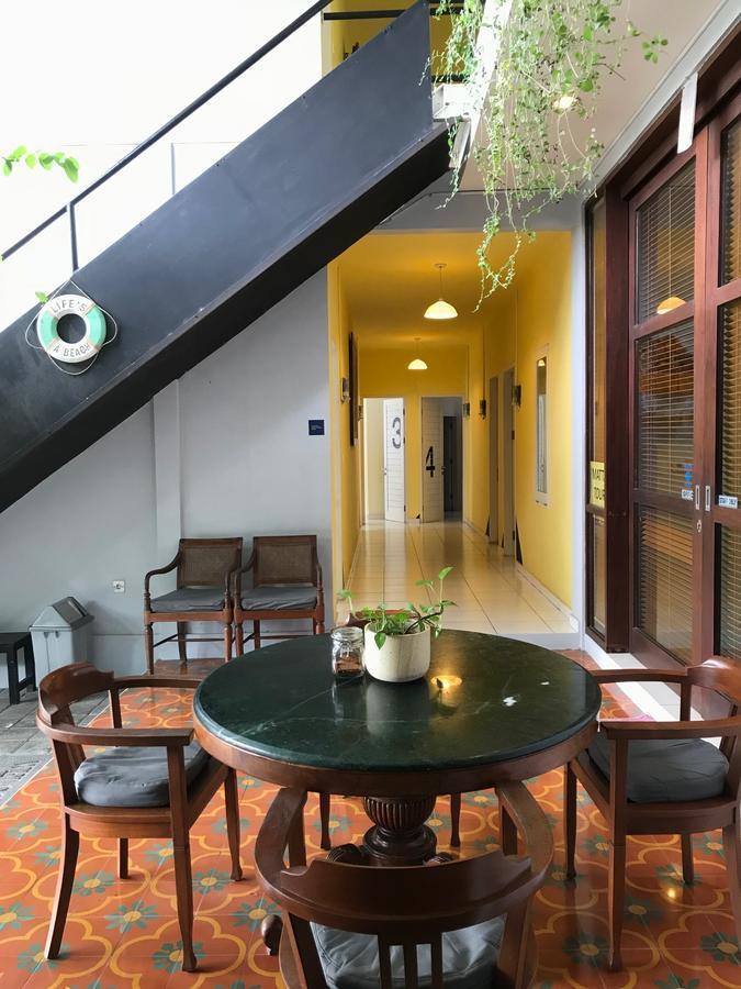Matta Lodge Kuta Selatan Εξωτερικό φωτογραφία